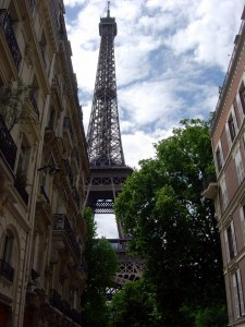 Paris.ComingToTheEiffelTower
